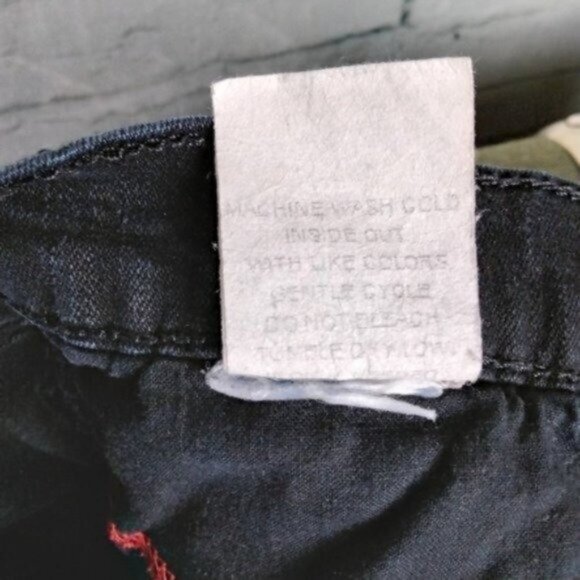 NYDJ Straight Leg Tummy Tuck High Waisted Straight Leg Jeans Black Size 4P - Picture 6 of 7